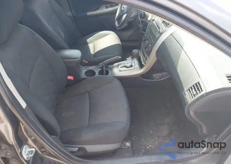 2010 Toyota Corolla S z USA, uszkodzony, nr VIN 2T1BU4EE2AC463824